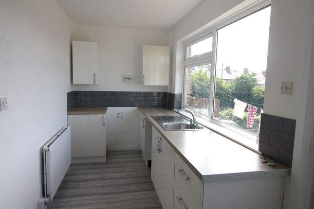 8, Newlands, Consett photo 3