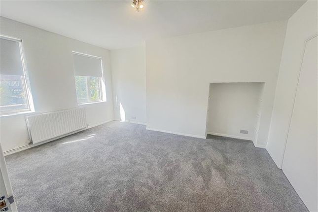 155a, Varley Parade, Colindale photo 2