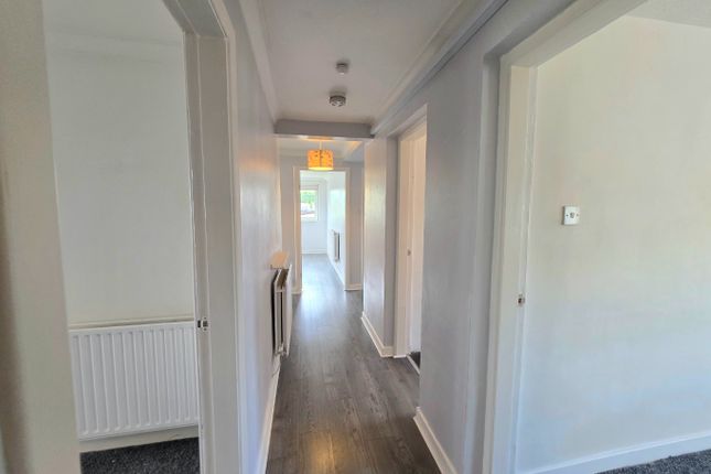 13a, Drumclair Place, North Lanarkshire photo 5