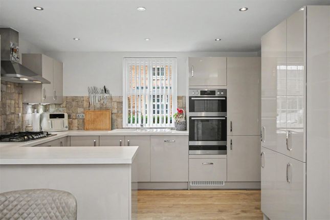 1, Pintail Lane, Thrapston photo 3