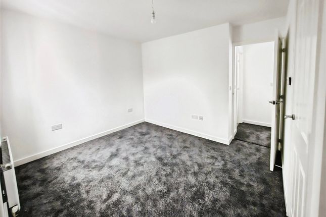 34, Crystal Drive, Telford photo 4