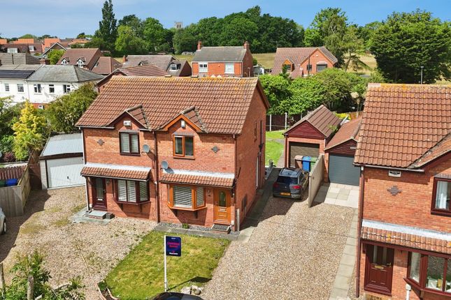 2-bed house on 11, Garbutt Close, Hull, £155,000