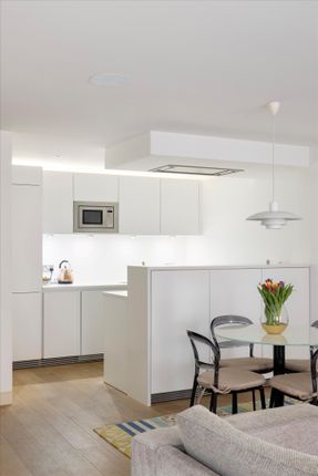 9, Bedford Court, London photo 4