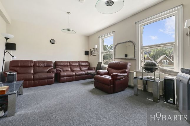 5b, Crescent Road, Alexandra Park, London photo 2
