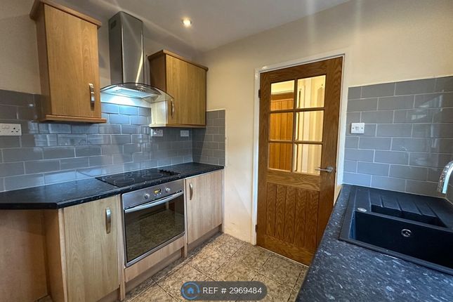 Chapel Walk, Westgate, Worksop photo 4