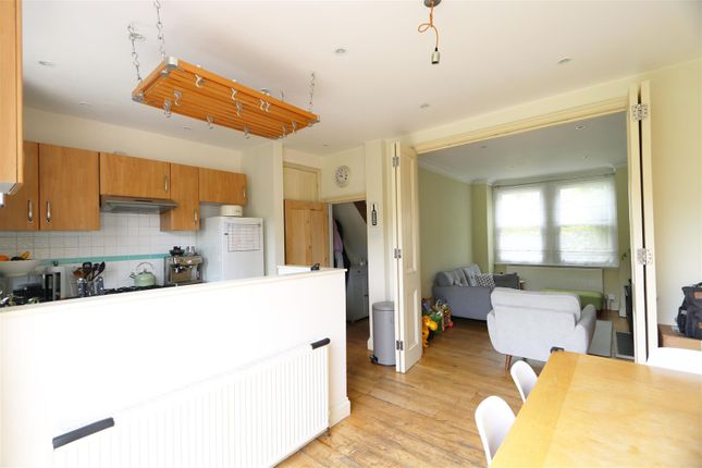 61, Aston Road, Raynes Park photo 4