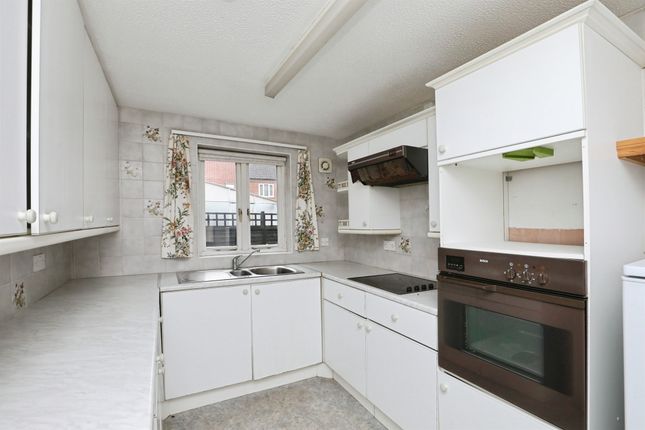 4, Goodrick Place, Swaffham photo 4