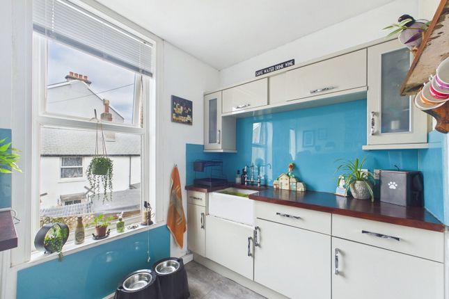 47, Morgan Avenue, Torquay photo 4