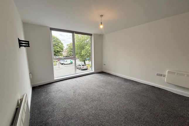 Apartment 12, Scholes Lane, St. Helens photo 3