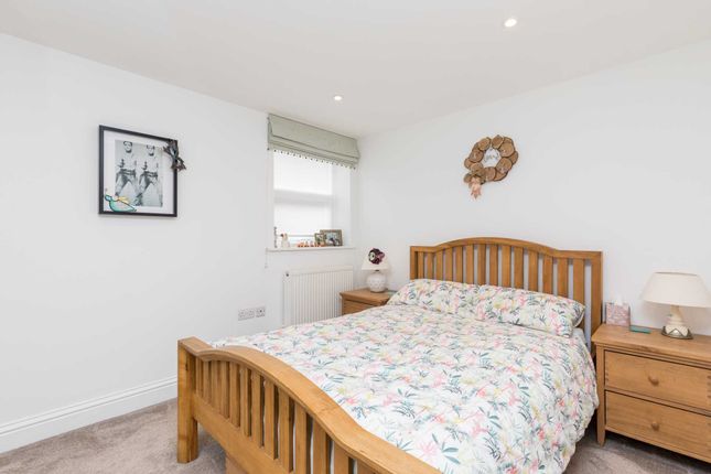 Flat for sale in West Street, Horsham