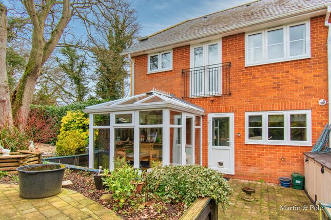 Bluebell Cottage, Eversley Centre, Hook photo 2