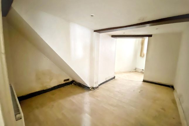 3, Cheltenham Road, Cirencester photo 4
