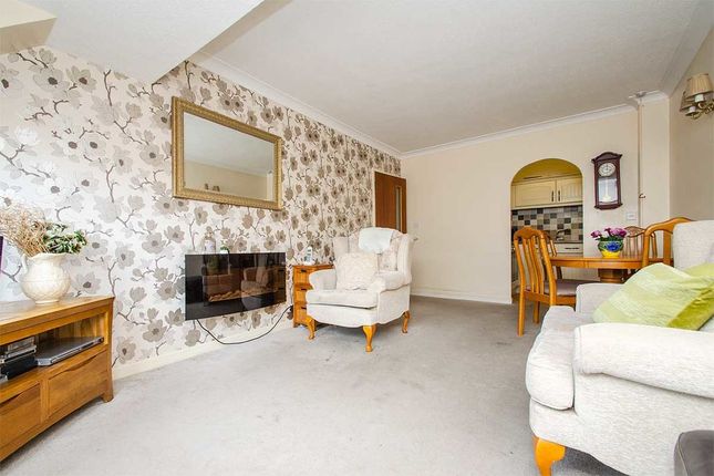 34 Homelodge House, Castle Dyke, Lichfield photo 4