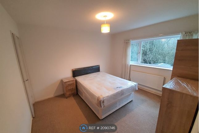 Room to rent in Great Denson, Eaglestone, Milton Keynes