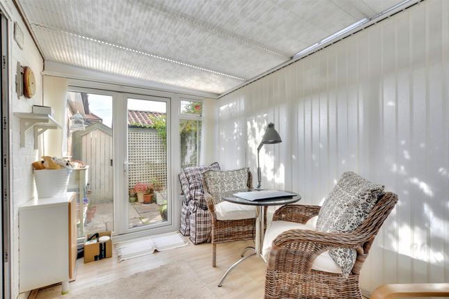 43, Salcombe Drive, Nottingham photo 3