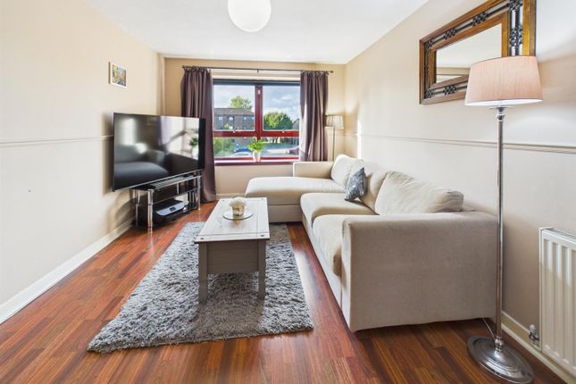 12, Mclean Place, Paisley photo 2