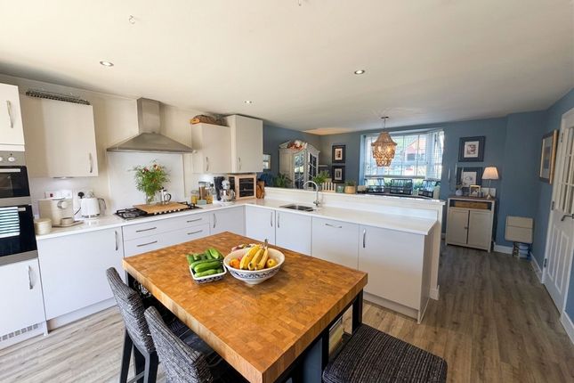 6 Caldicot Gardens, Grantham photo 3