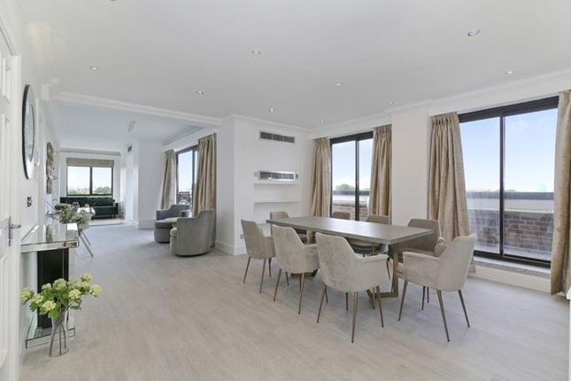 Flat 66, 3-8 Porchester Gate Bayswater Road, London photo 2