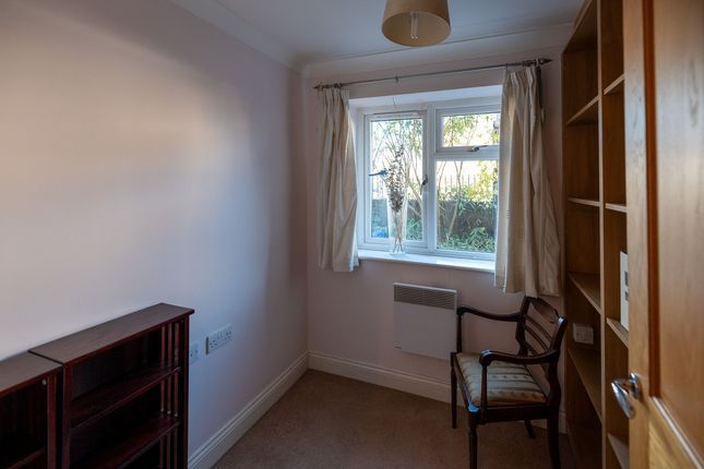 Flat Flat 2 Heath Lodge, 122, London Road, Benfleet photo 4