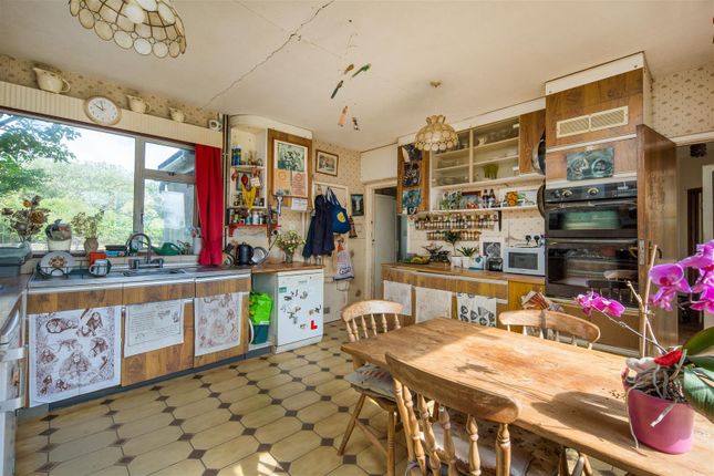 Zoo House,, Yaverland Road, Sandown photo 4