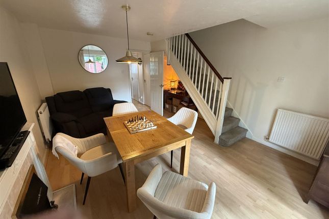 78, Botham Drive, Slough photo 3