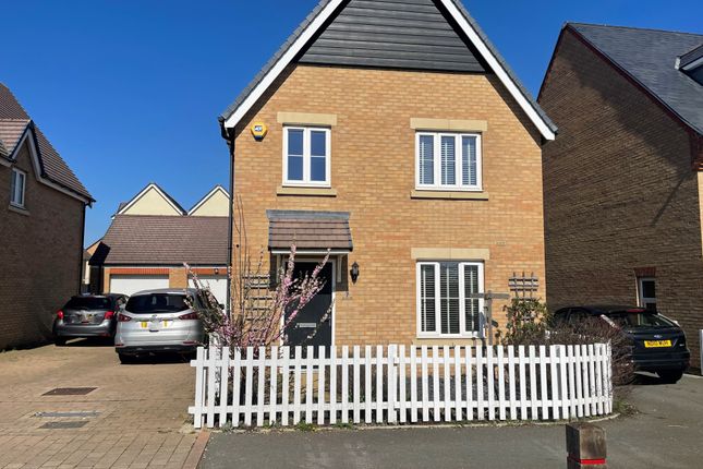 Thumbnail Detached house for sale in Arnold Rise, Biggleswade