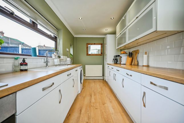 10, Waldgrave Place, Merseyside photo 4