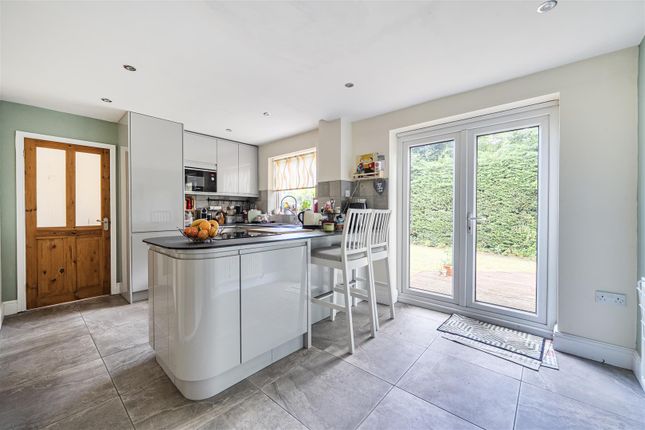 34, Foxcote, Finchampstead photo 4