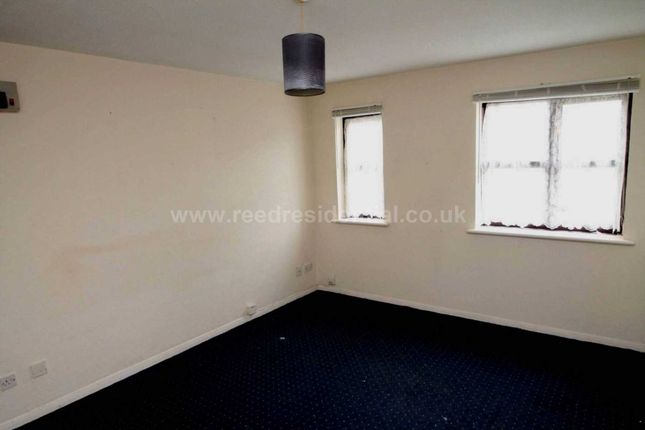 44 Frobisher Court, Frobisher Way, Southend On Sea photo 2