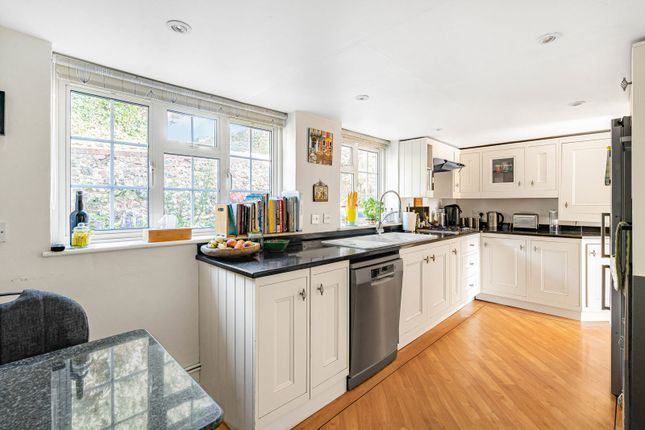 Treyford Cottage,, Warren Corner, Farnham photo 3