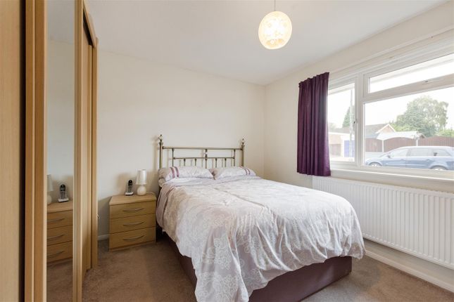 3-bed semi-detached on 11, Thorndale Close, Chatham, £410,000