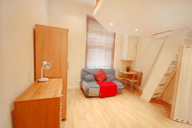 Studio to rent in Wrights Lane, High Street Kensington