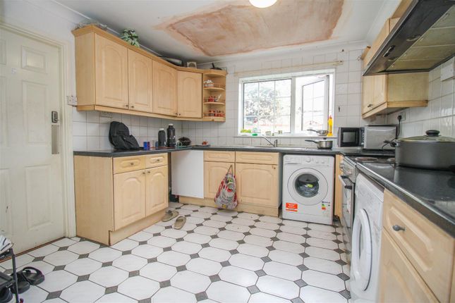 262, Abbotsweld, Harlow photo 2
