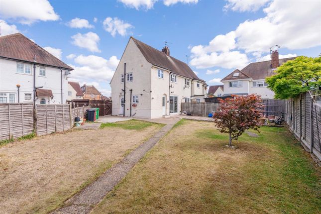 78, St. Georges Crescent, Cippenham photo 4