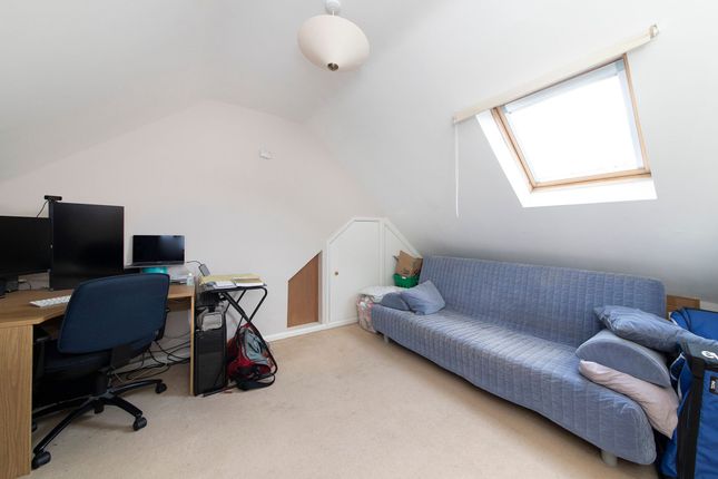 74 Lindsay Drive, Abingdon photo 4