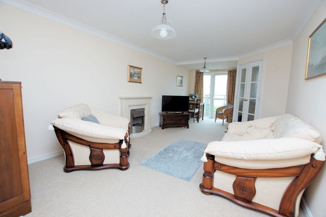 25 Anchorage Court, Marine Parade East, Lee-On-The-Solent photo 4