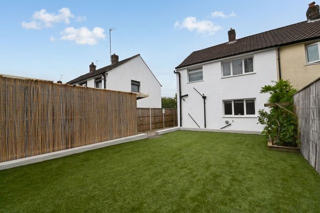 11 Sherwood Drive, Manchester photo 4