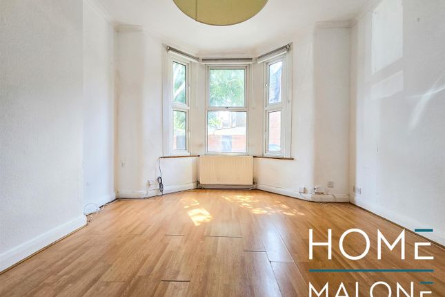 16, Horsell Road, London photo 4