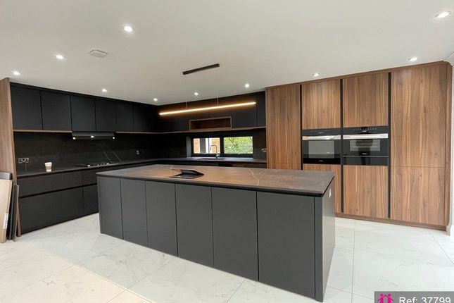 1, Guildcroft, Guildford photo 3