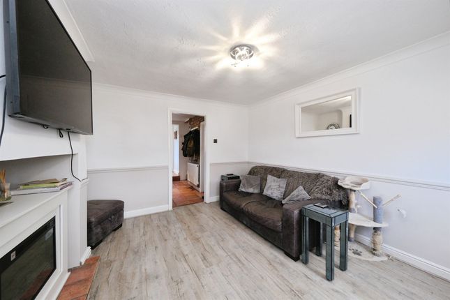 19, Bakers Hill, Belper photo 3