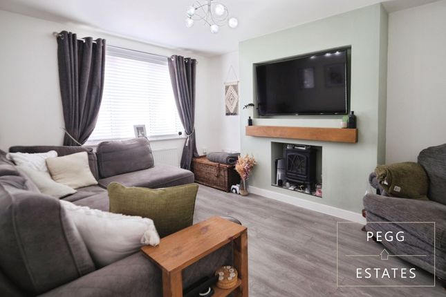 1 Luscombe Close, Paignton photo 4