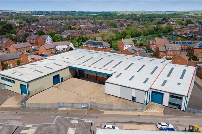 Thumbnail Industrial to let in Unit 22-23 Vale Industrial Estate, Southern Road, Aylesbury