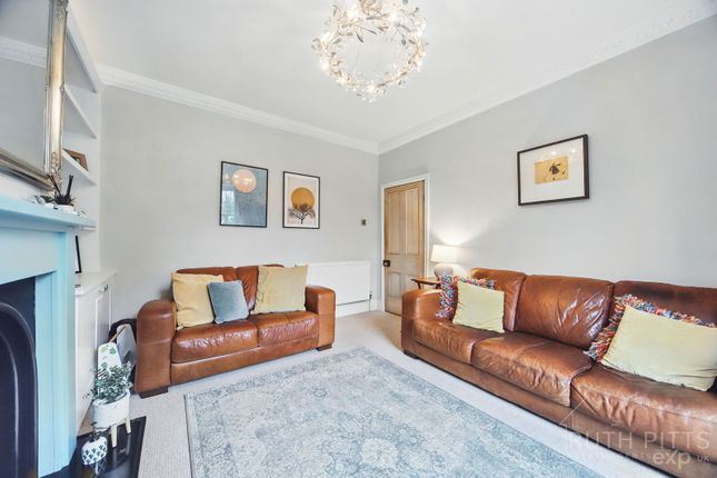81, Pontefract Road, Pontefract photo 3