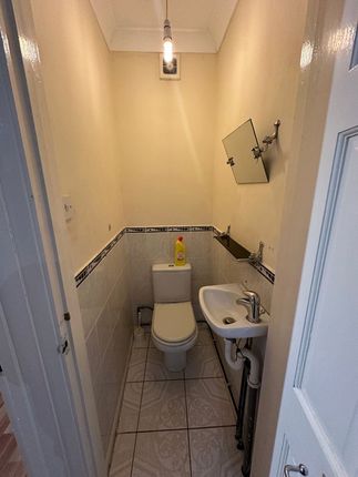 92, Clayhall Avenue, Ilford photo 5