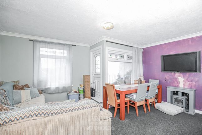 4F, Tay Place, Johnstone photo 2