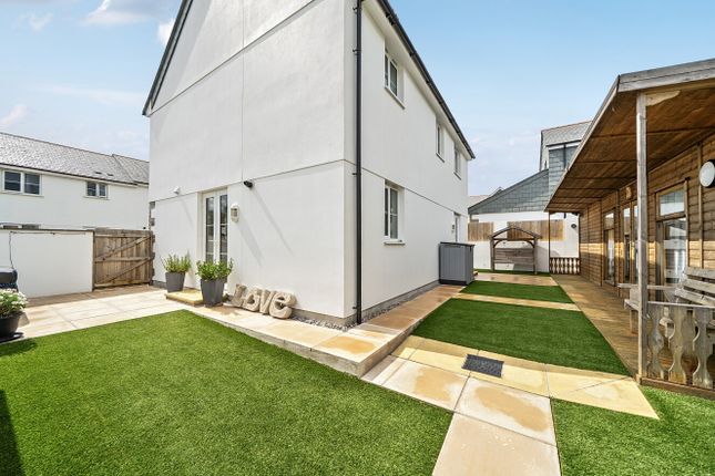 17 Cotton Close, Pensilva Liskeard Cornwall, Liskeard photo 4
