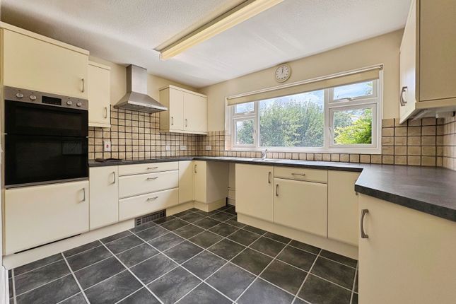23, Sheeplands Lane, Sherborne photo 3