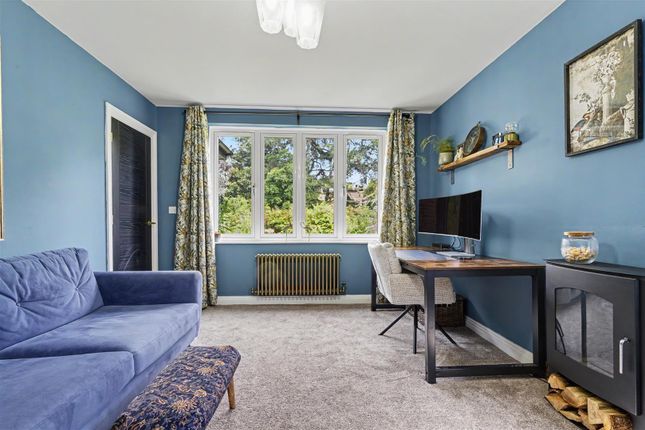 152, Cole Lane, Derbyshire photo 4