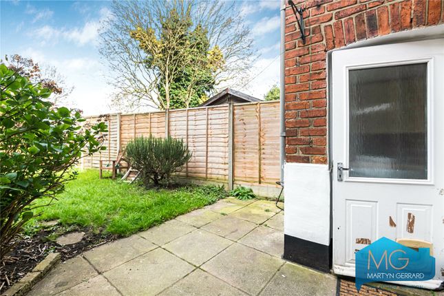 Flat for sale in Church Lane, East Finchley