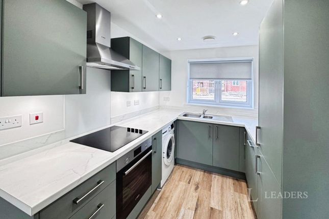 3, Knighton Grove, Coventry photo 3